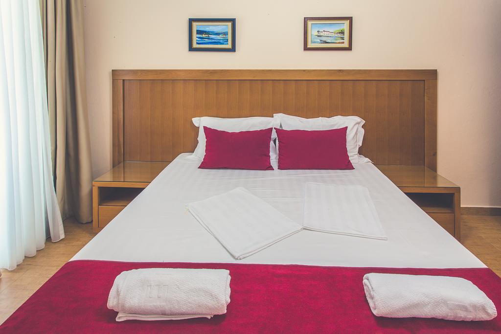 Apartments Deus Dobra Voda Pokój zdjęcie