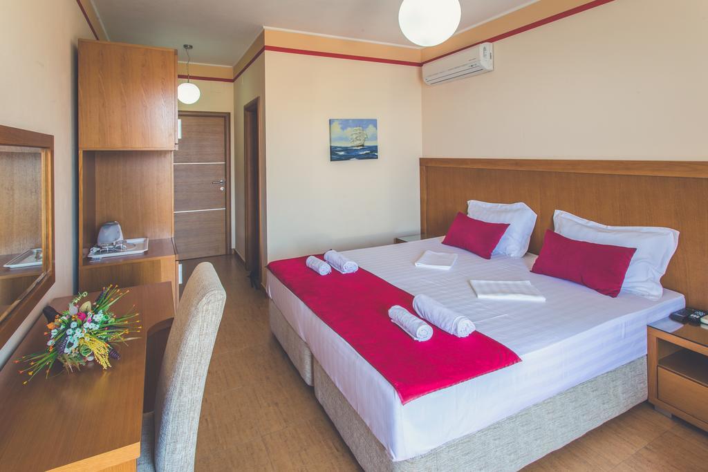 Apartments Deus Dobra Voda Pokój zdjęcie